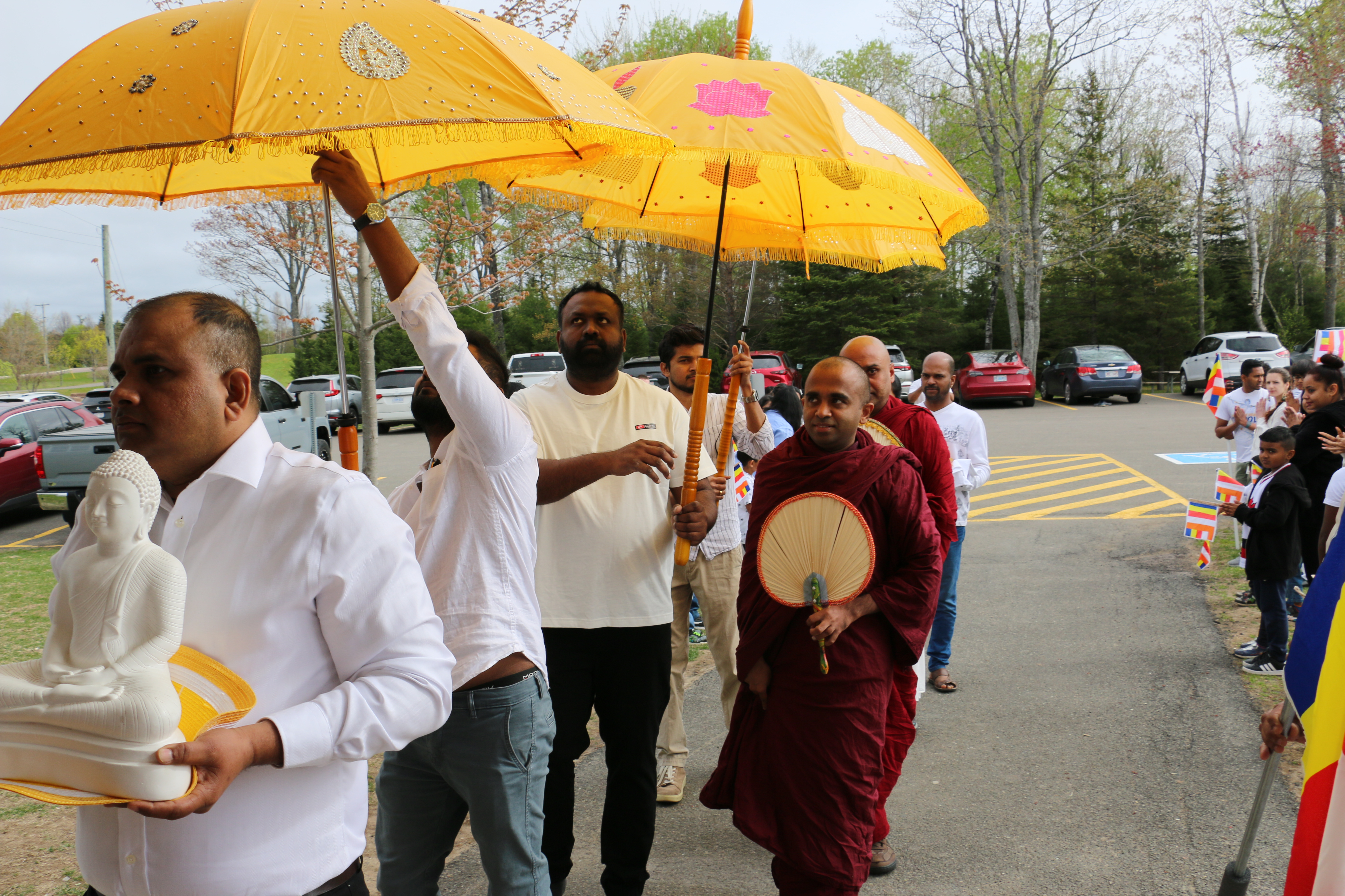 Bhante Siri leading a Vesak ceremony